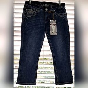 L.A. Idol USA Dark Wash  Bejeweled Jean Capri's Sz 9 NWT